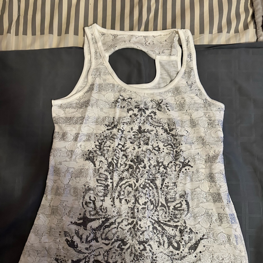 Maurice’s top